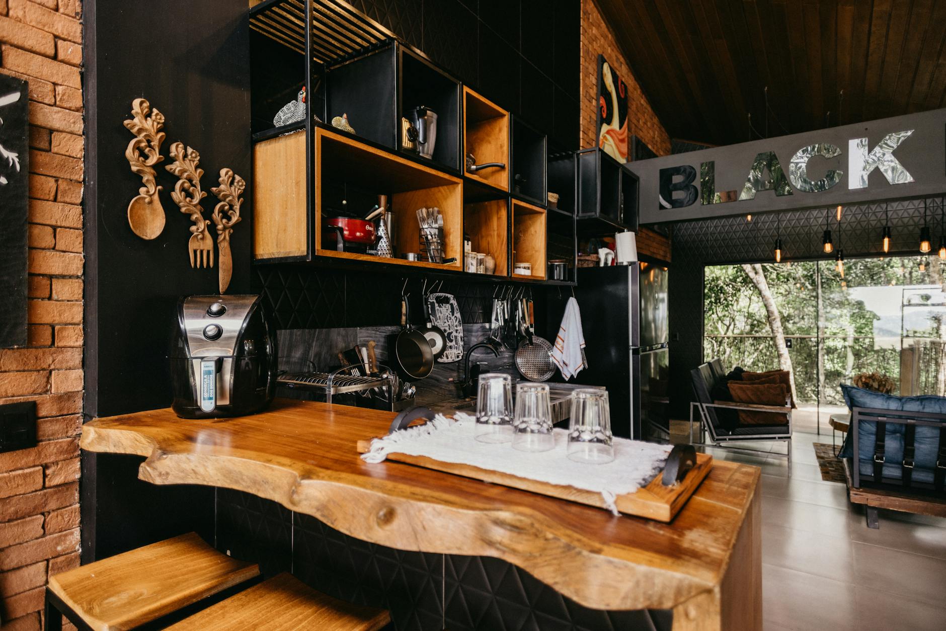 Airbnb Cleaning Checklist for Tucson Hosts: Don't Miss a Spot