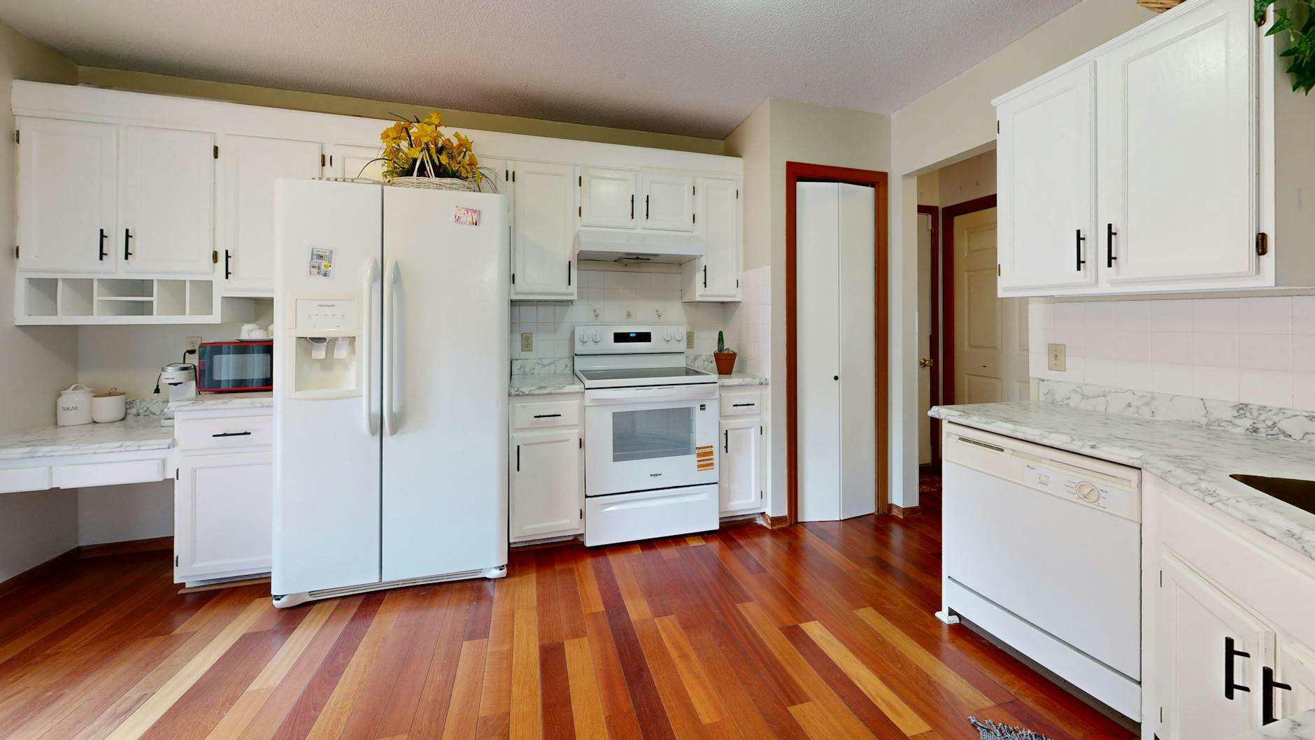 Best Cleaning Products Every Queen Creek Home Should Have in 2025