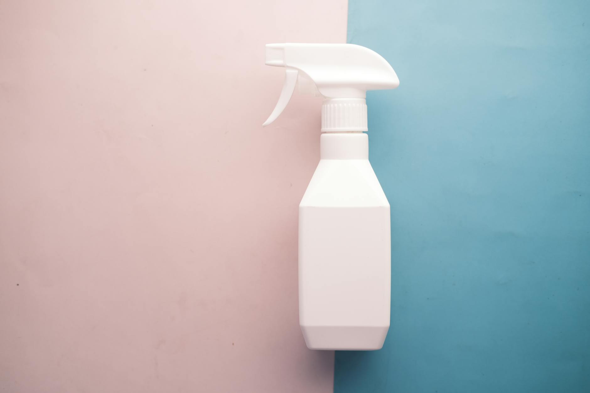 Best Cleaning Products Everyone Should Keep at Home
