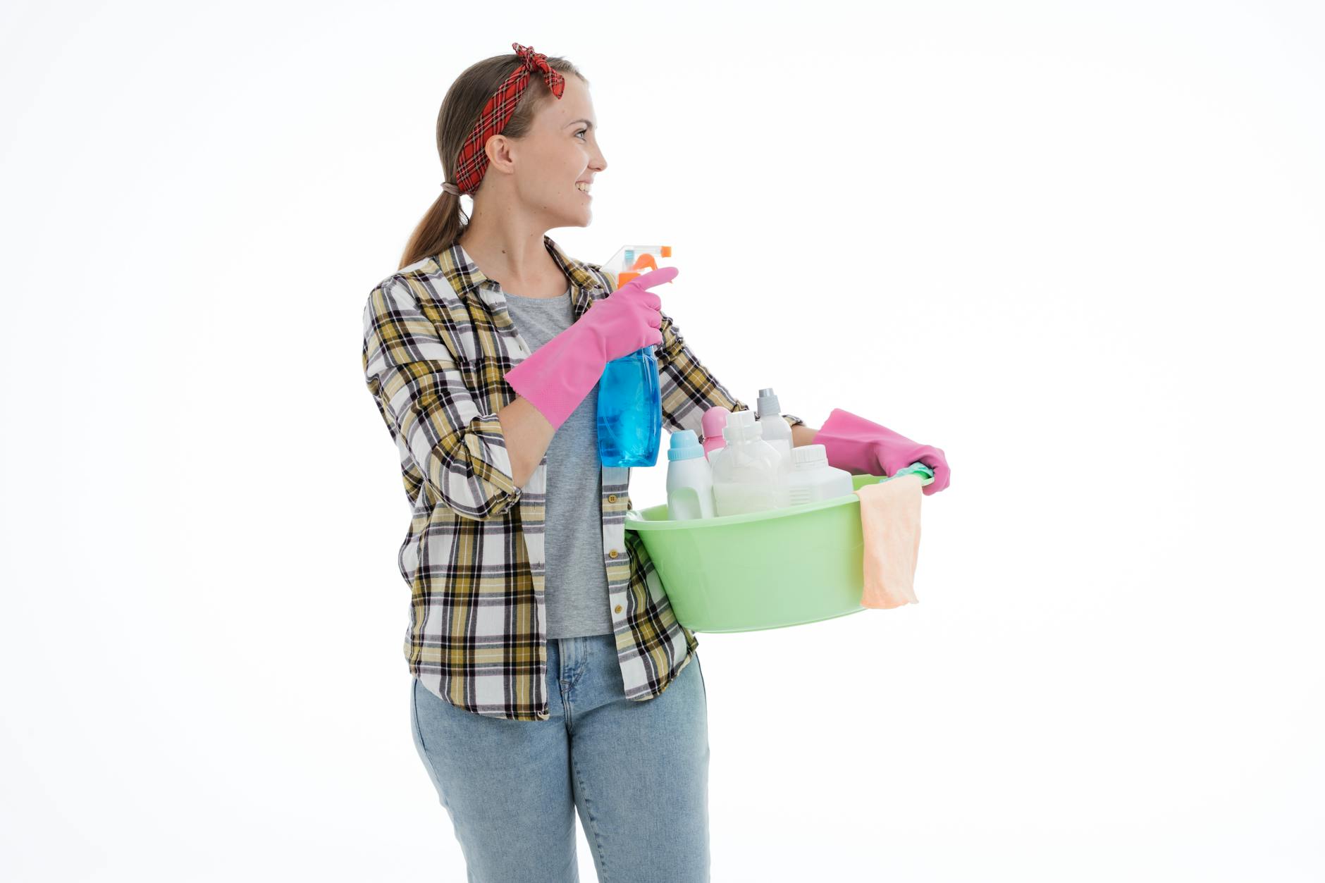 Best Cleaning Products for Asthma and Allergies in Queen Creek (And What to Avoid)