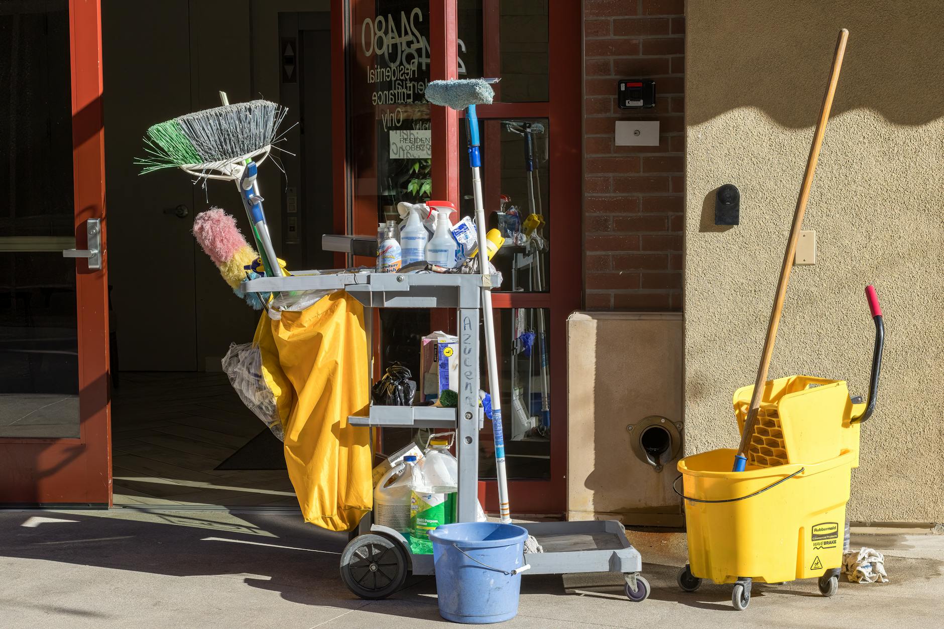 Professional cleaning supplies used by Glendale cleaners