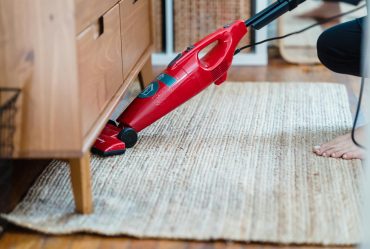 How to Make a Cleaning Checklist You'll Actually Use All Year Long in Mesa