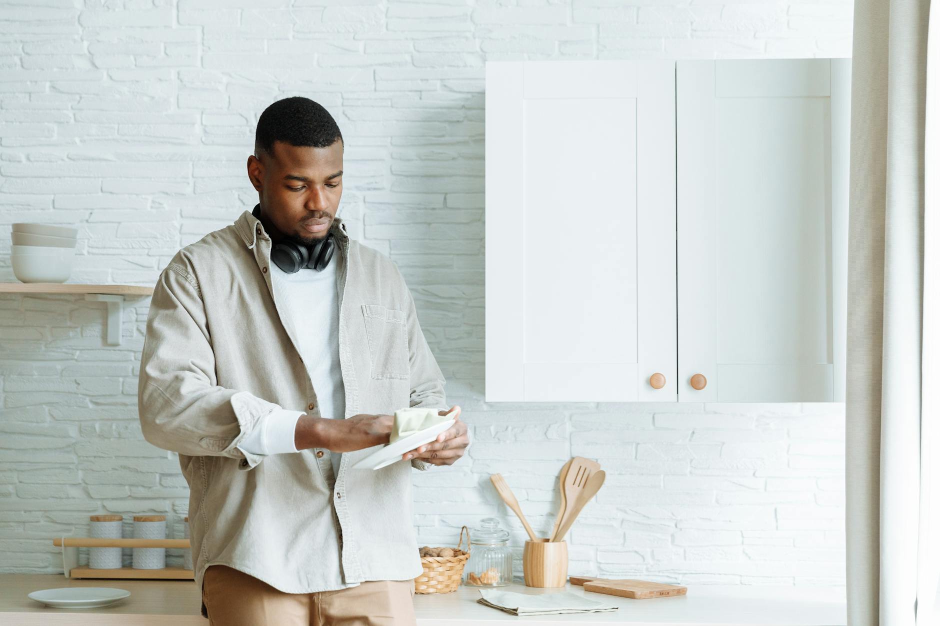 The Ultimate Kitchen Cleaning Guide & Checklist for Denver Homes