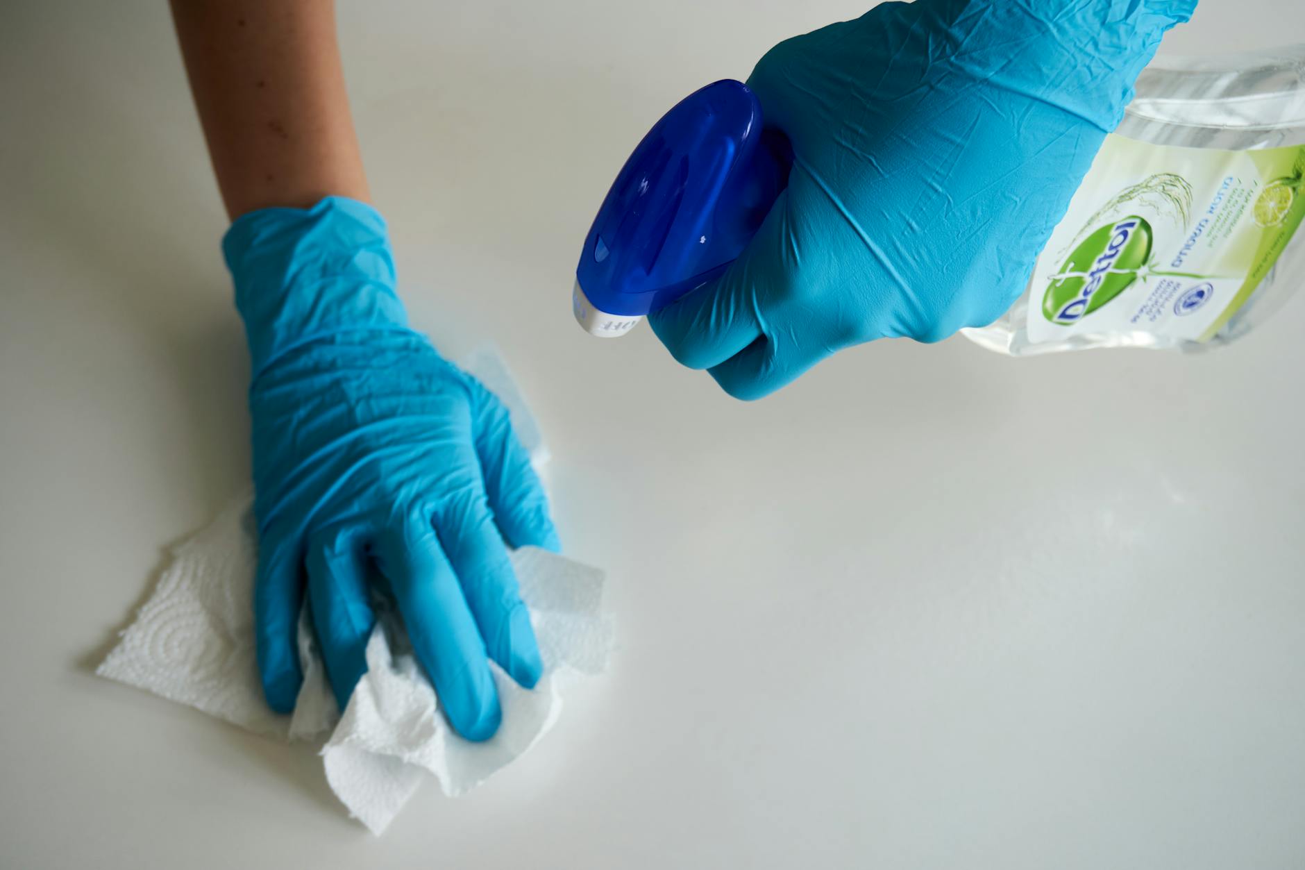 The Ultimate Room-by-Room Apartment Cleaning Checklist