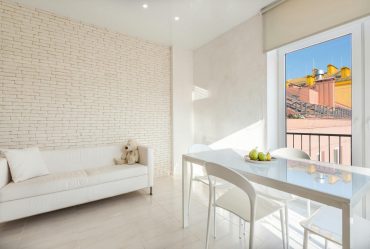 5 Places to Clean Before Guests Arrive for Stress-Free Hosting