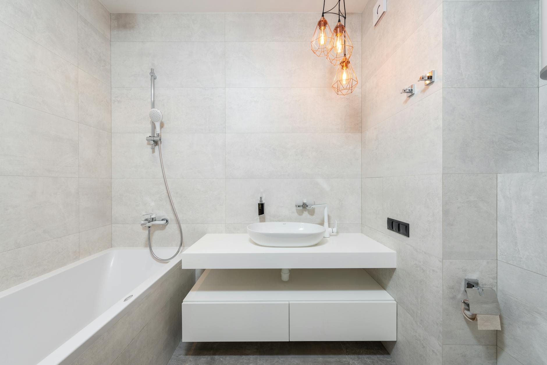5 Places to Clean Before Guests Arrive for Stress-Free Hosting