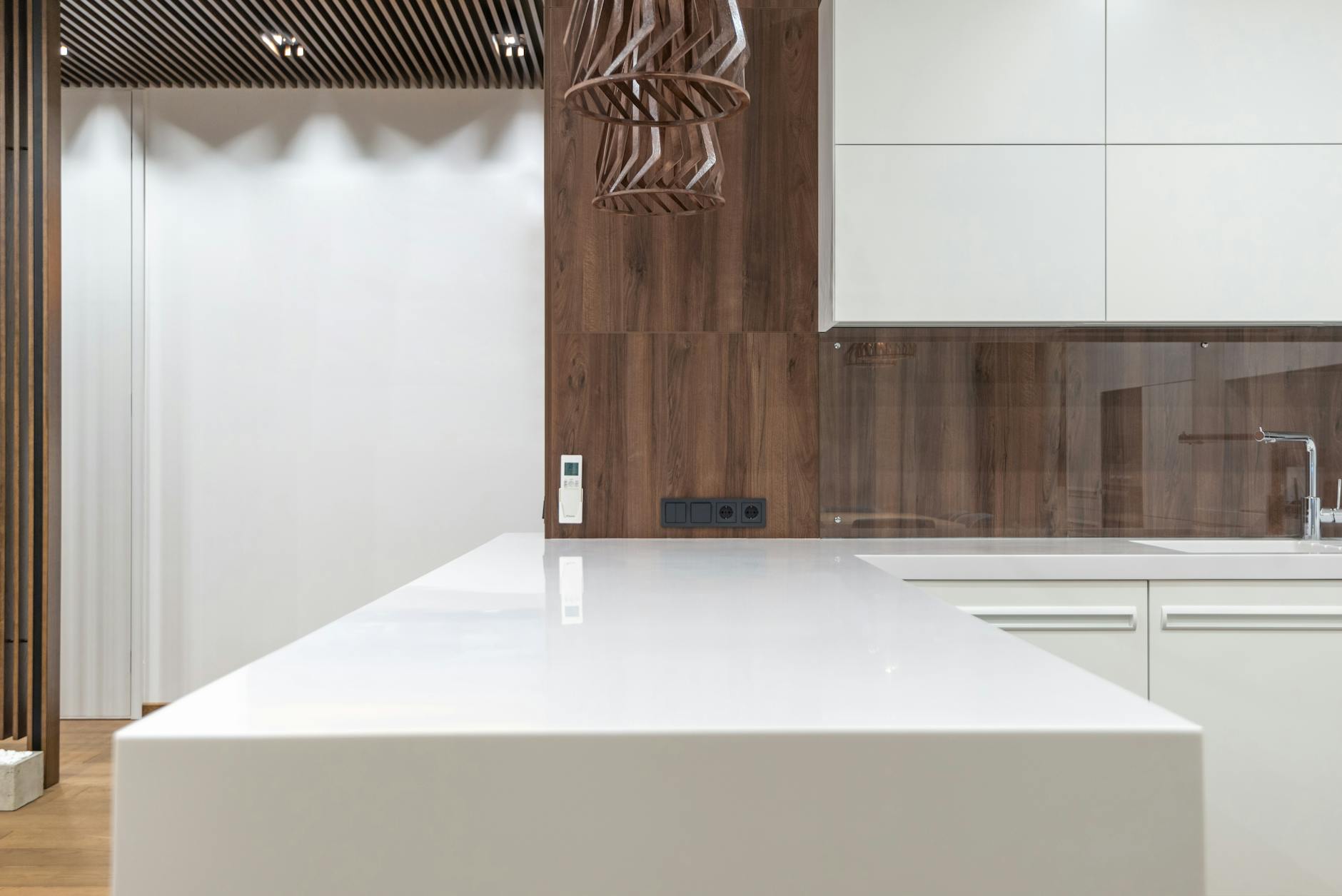 How to Clean a Microwave with Vinegar in Glendale: A Step-by-Step Guide