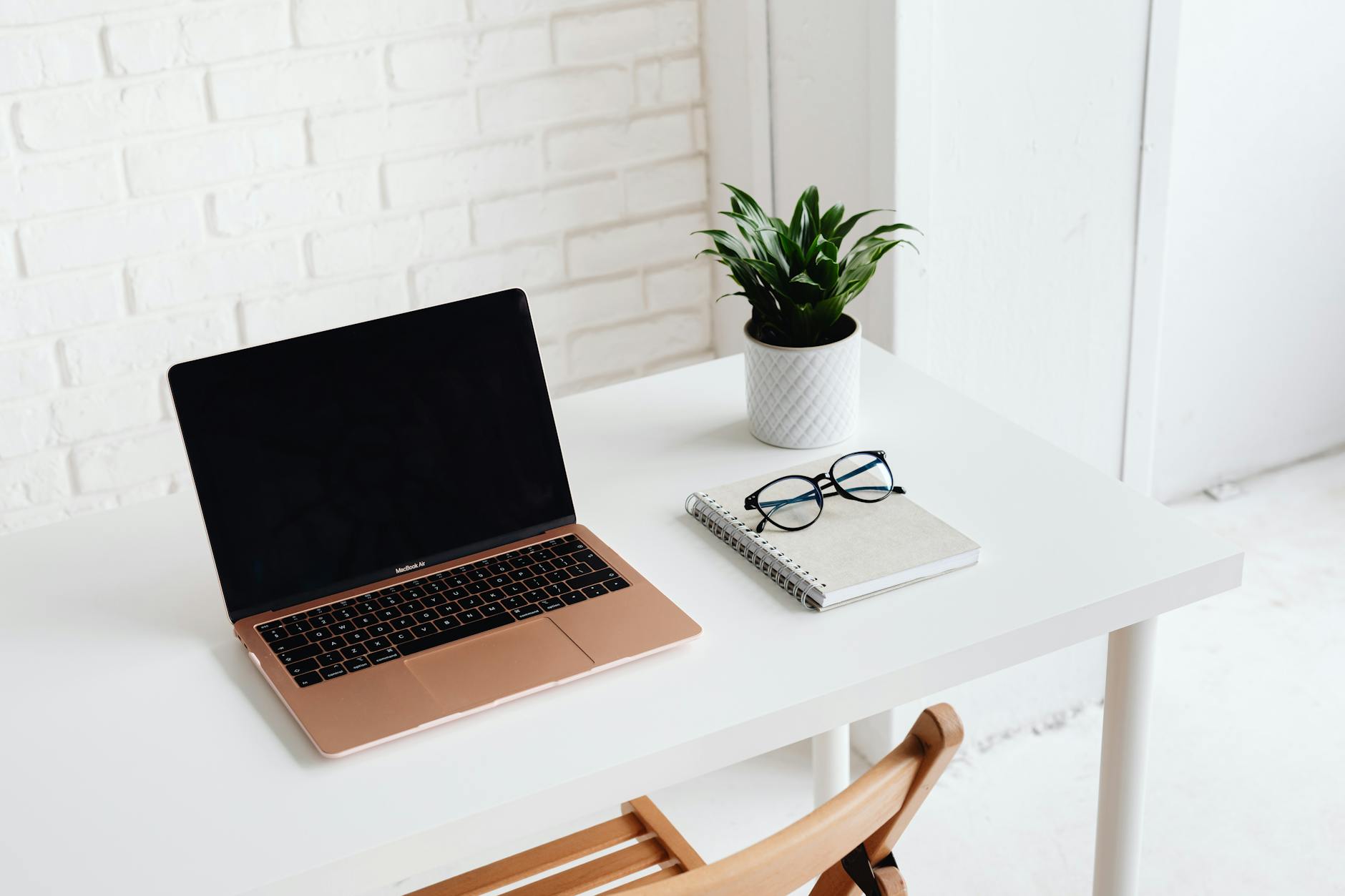 How to Deal with Cluttered Countertops in Queen Creek Homes