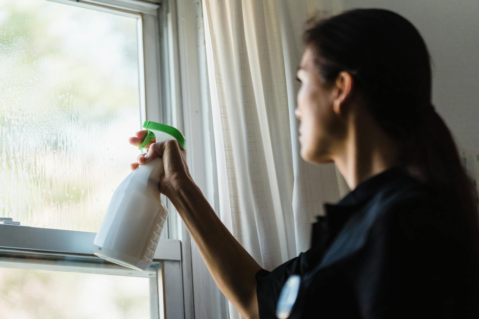 How to Keep a Clean House Every Week: 10 Simple Habits That Actually Work