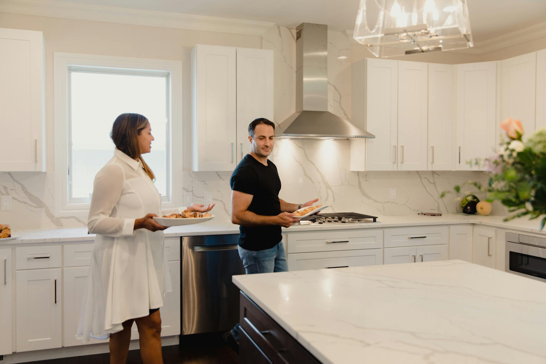 Realistic Cleaning Routines for Busy Moms: 10 Strategies That Actually Work