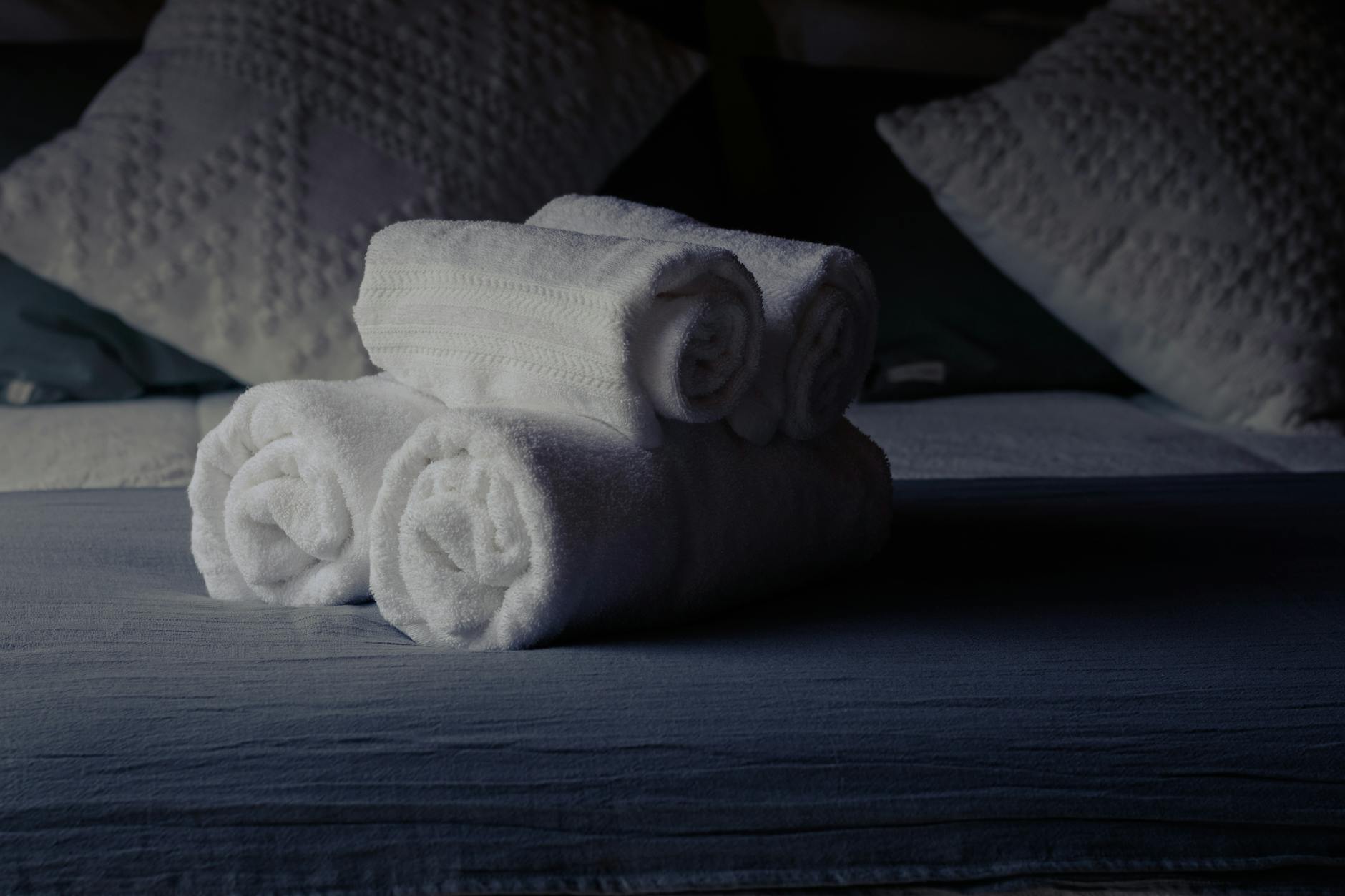 Bathroom Deep Cleaning Guide for Tucson Homes