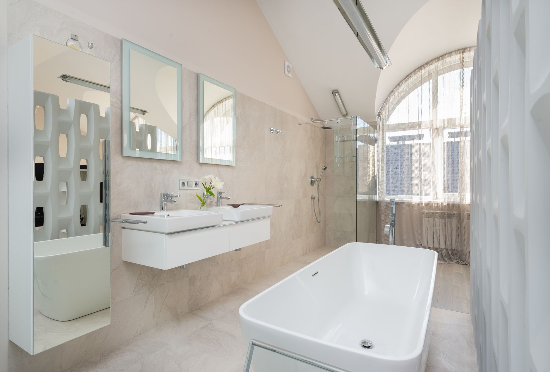 Green Cleaning vs. Traditional Cleaning in Scottsdale: Real Differences That Matter