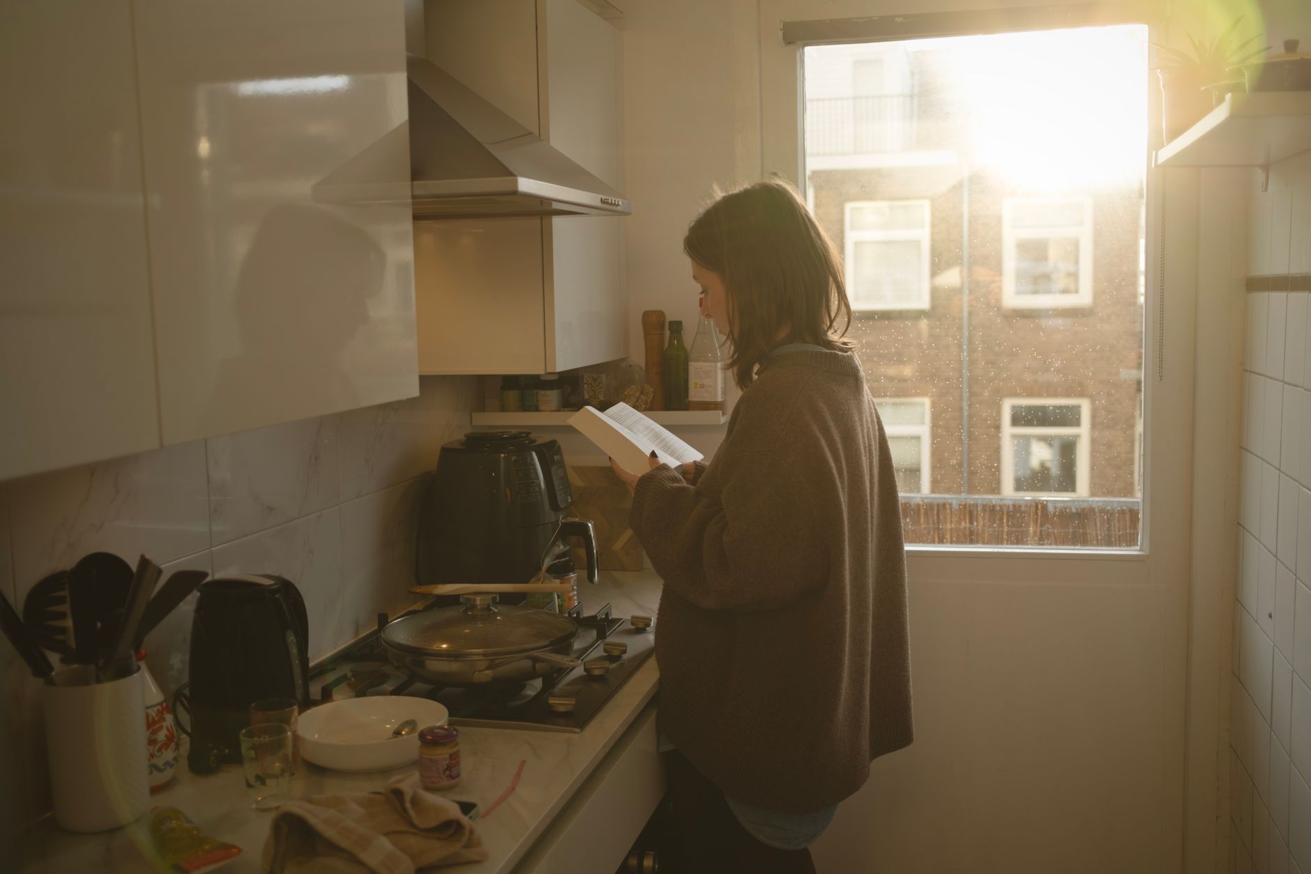 How to Deep Clean Your Kitchen: A Complete Room-by-Room Guide