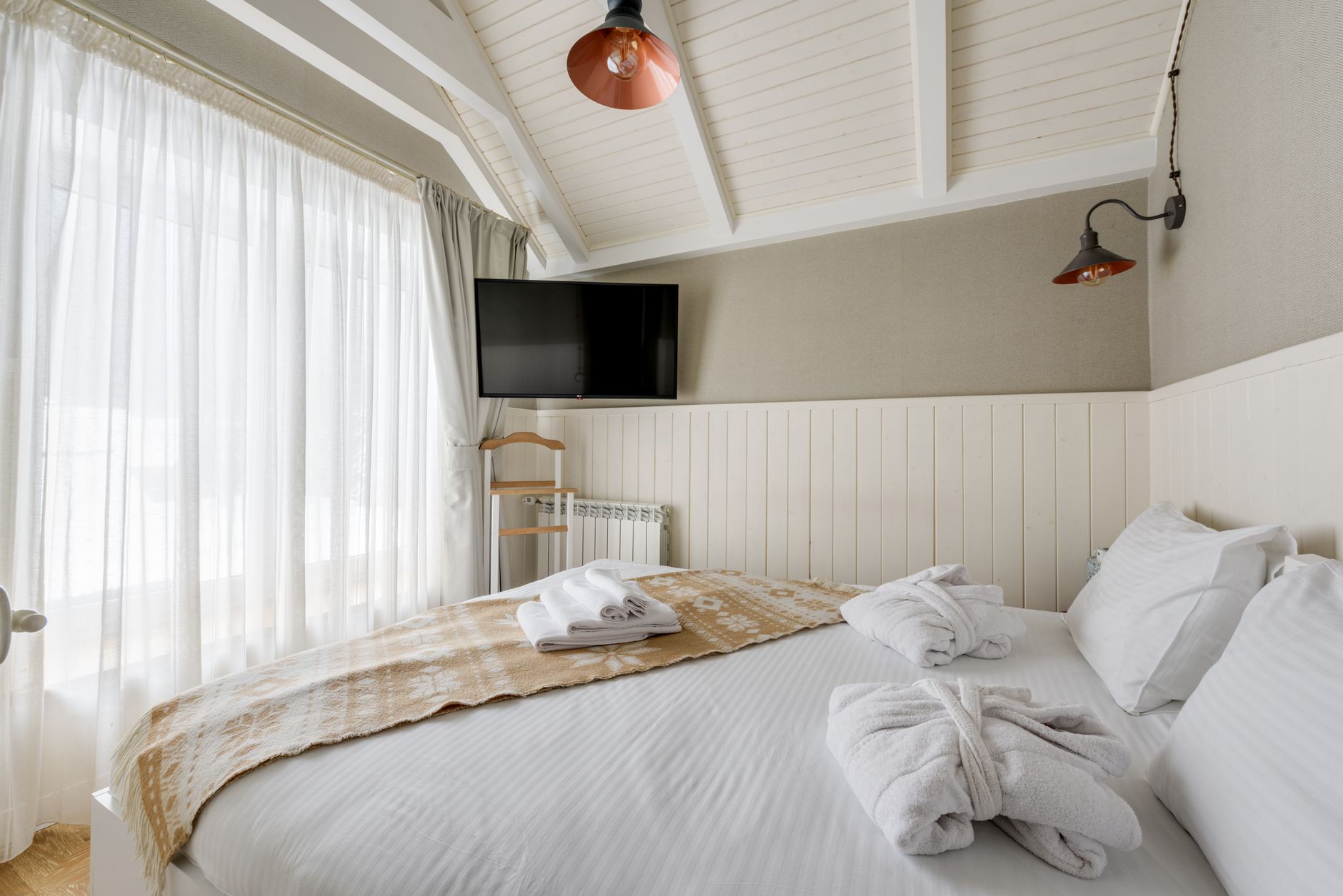 Deep Clean Essentials Every Scottsdale Homeowner Needs to Know