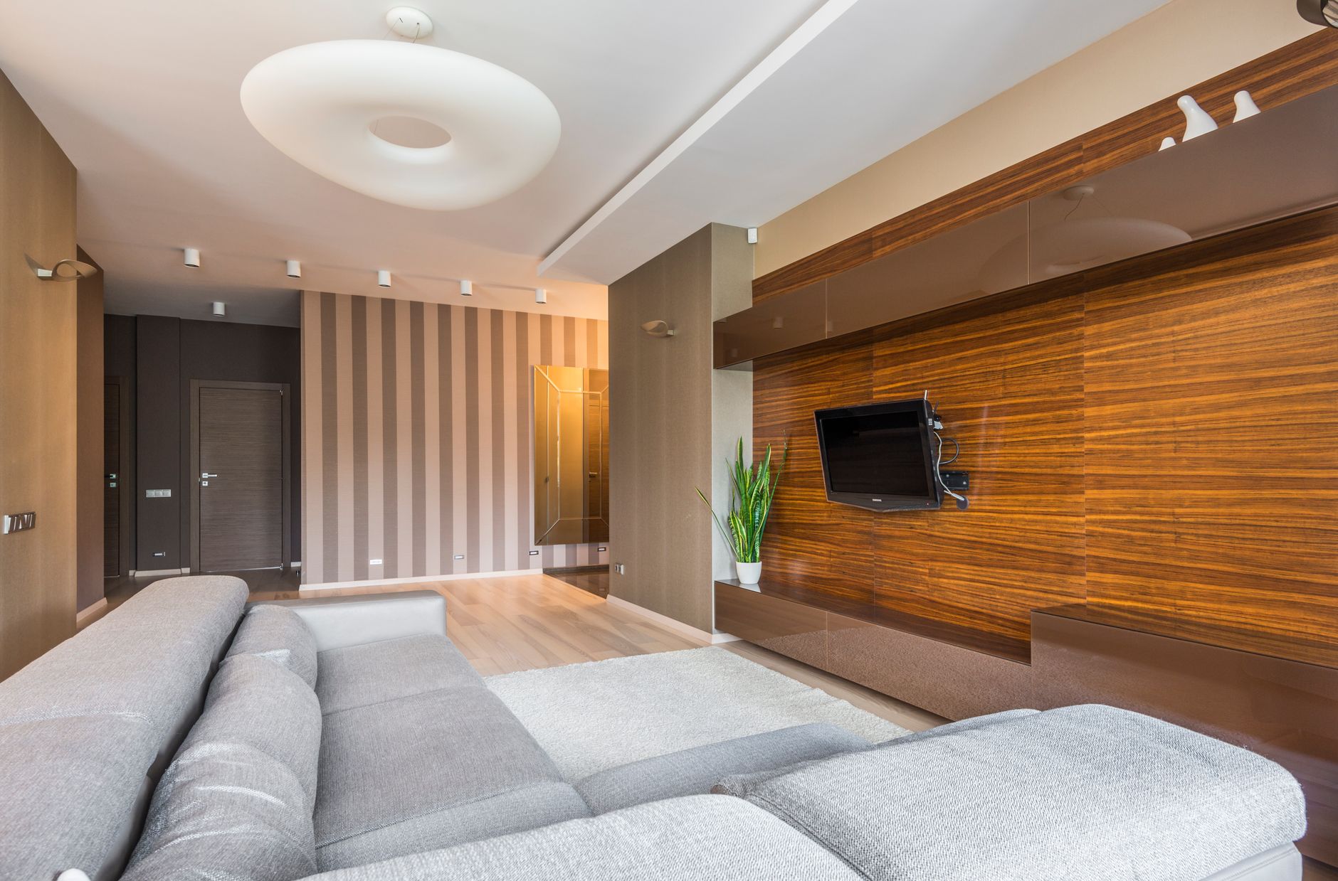 Deep Clean Essentials Every Scottsdale Homeowner Needs to Know