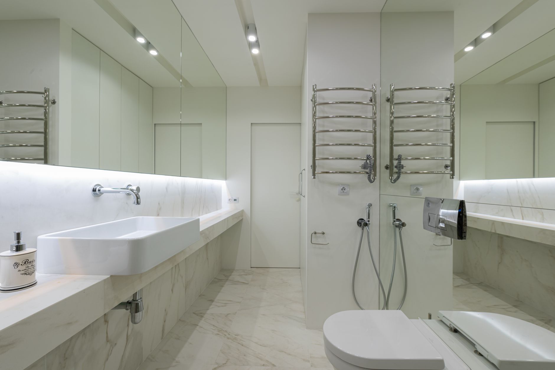 What to Do When Cleaning Feels Overwhelming: 10 Practical Steps to Get Unstuck