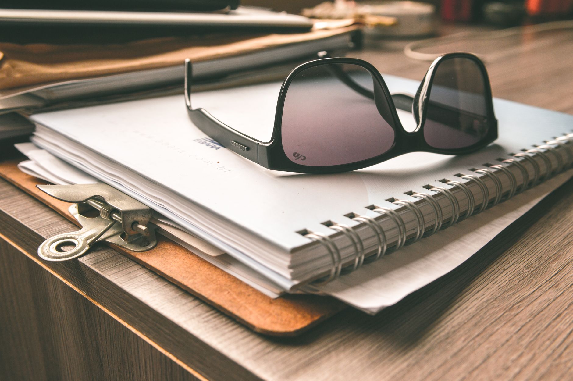 What to Do When Cleaning Feels Overwhelming: 10 Practical Steps to Get Unstuck